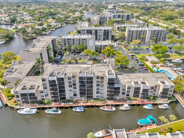 6 ROYAL PALM Way 307, Boca Raton, FL 33432