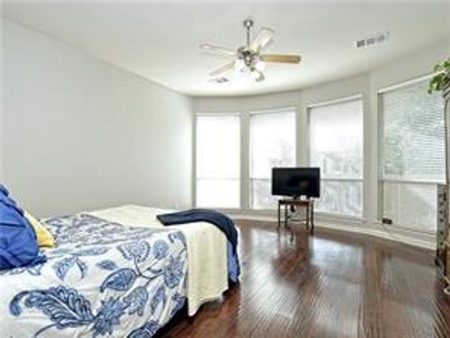 2737 Plantation DR, Round Rock, TX 78681