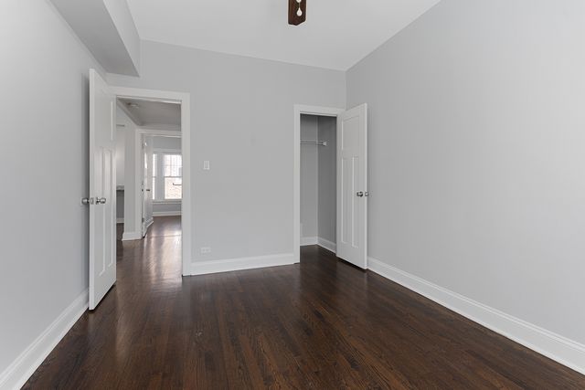 1104 W Glenlake Avenue 1, Chicago, IL 60660