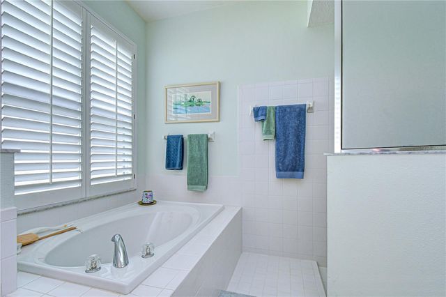 2963 HICKORY GROVE DRIVE, Valrico, FL 33596