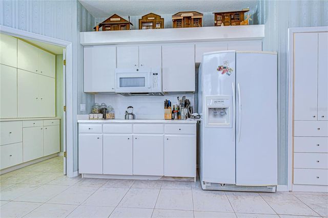 2963 HICKORY GROVE DRIVE, Valrico, FL 33596