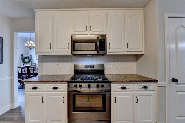 1882 FLOWERING Drive, Grayson, GA 30017