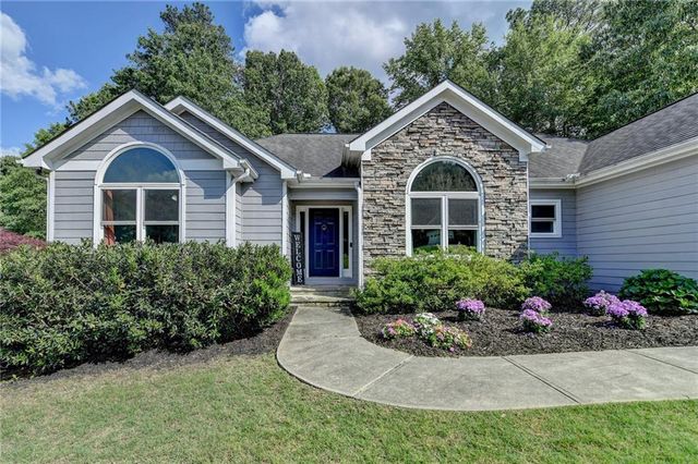 1882 FLOWERING Drive, Grayson, GA 30017