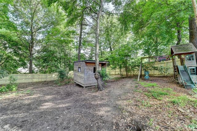 1882 FLOWERING Drive, Grayson, GA 30017
