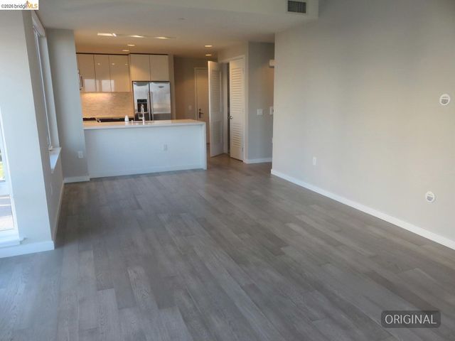 10 Innes Ct 307, San Francisco, CA 94124