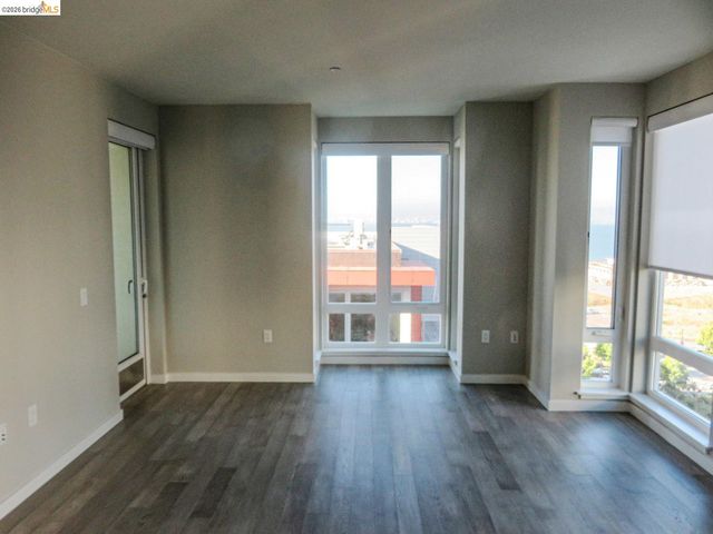 10 Innes Ct 307, San Francisco, CA 94124