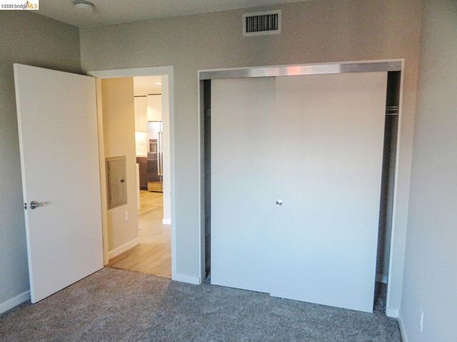 10 Innes Ct 307, San Francisco, CA 94124