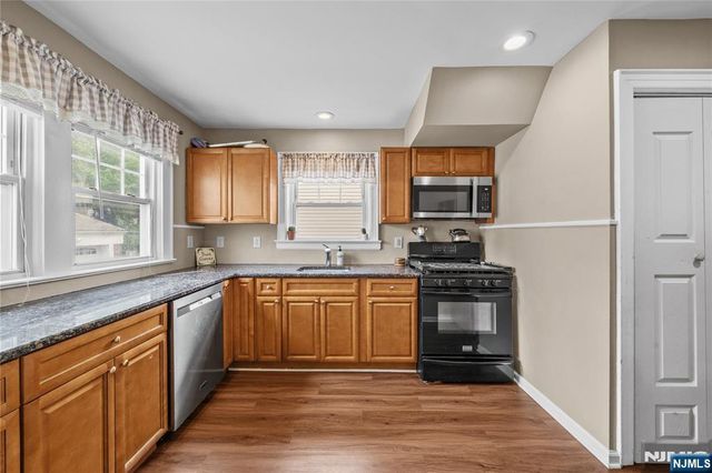 2 High Street, Bloomfield, NJ 07003