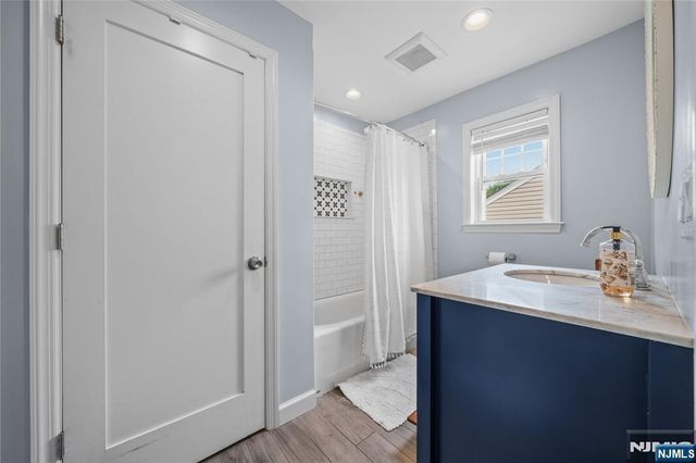 2 High Street, Bloomfield, NJ 07003