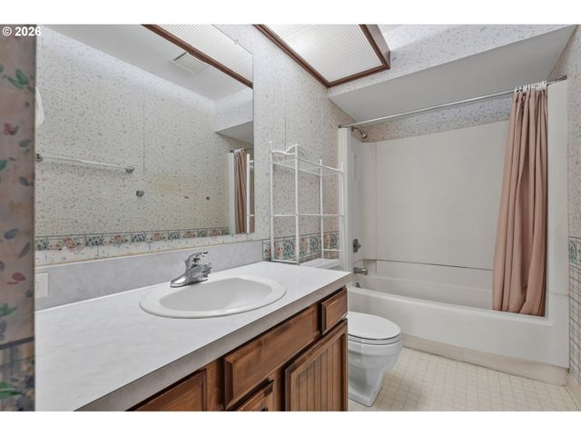 15440 Sw ALDERBROOK Cir, Tigard, OR 97224