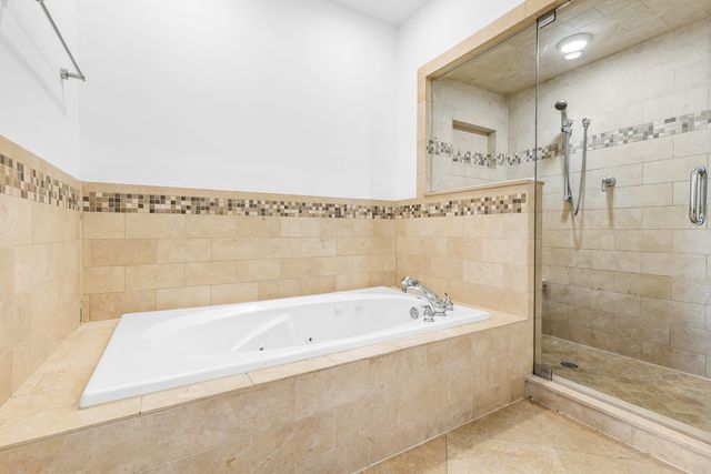 914 W Hubbard Street 105, Chicago, IL 60622
