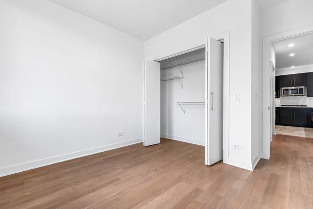 914 W Hubbard Street 105, Chicago, IL 60622