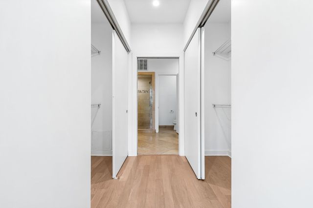 914 W Hubbard Street 105, Chicago, IL 60622