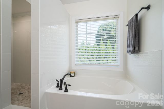 4708 McDade Lane, Gastonia, NC 28056