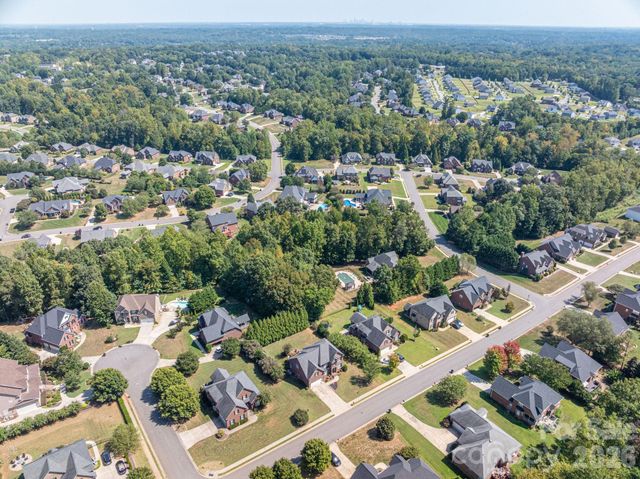 4708 McDade Lane, Gastonia, NC 28056