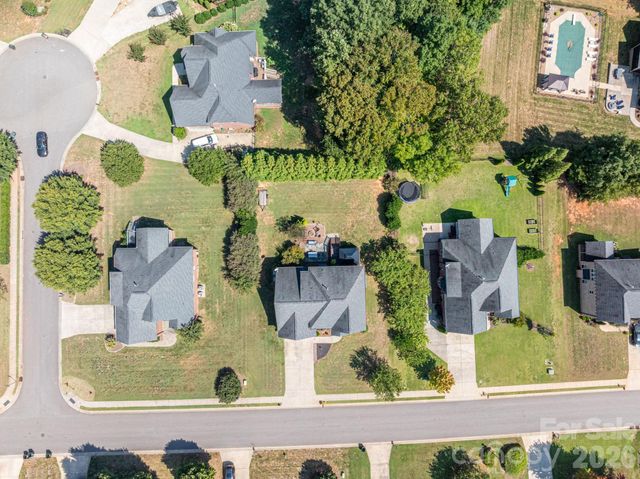 4708 McDade Lane, Gastonia, NC 28056