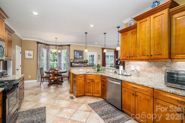 4708 McDade Lane, Gastonia, NC 28056