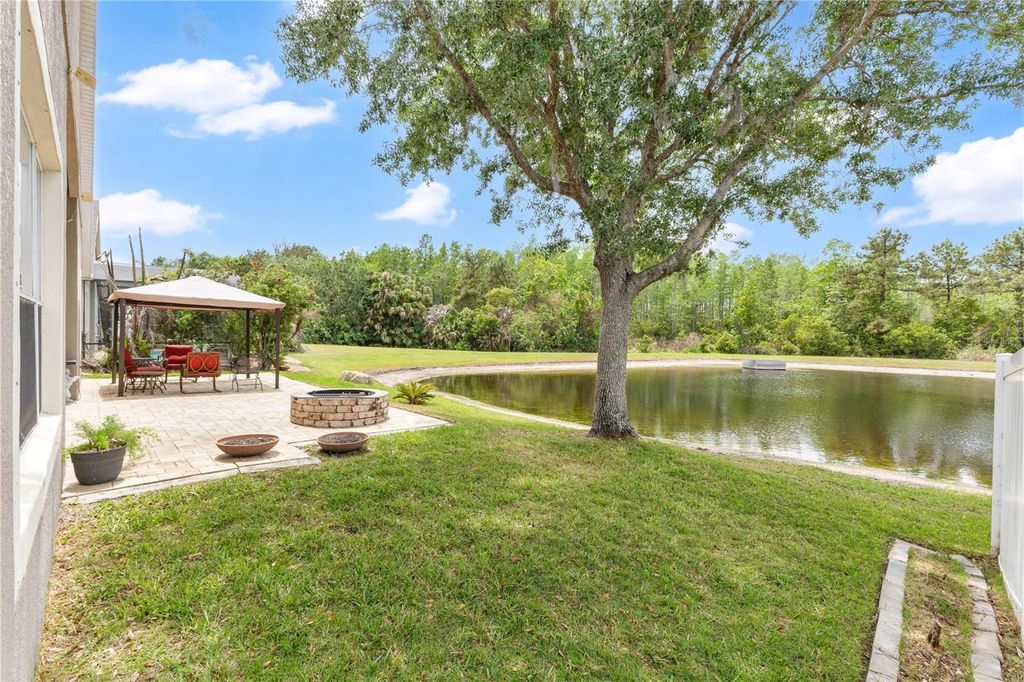 Image 27 of property listing at 2056 AUTUMN VIEW DRIVE, Orlando, FL 32825