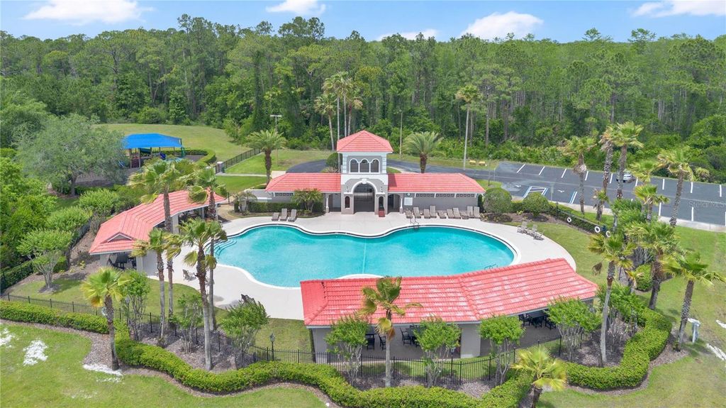 Image 33 of property listing at 2056 AUTUMN VIEW DRIVE, Orlando, FL 32825