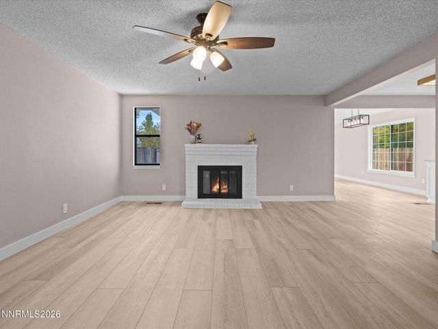 3075 Round Mountain Road, Sparks, NV 89434