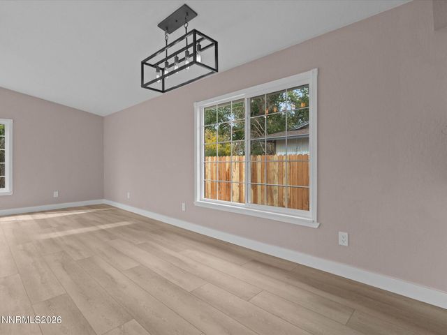 3075 Round Mountain Road, Sparks, NV 89434