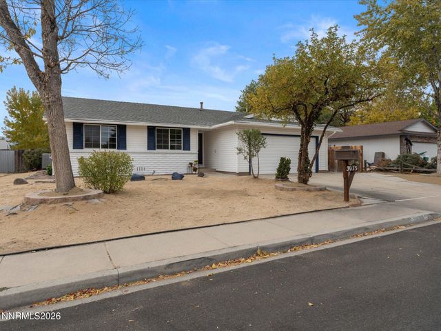 3075 Round Mountain Road, Sparks, NV 89434