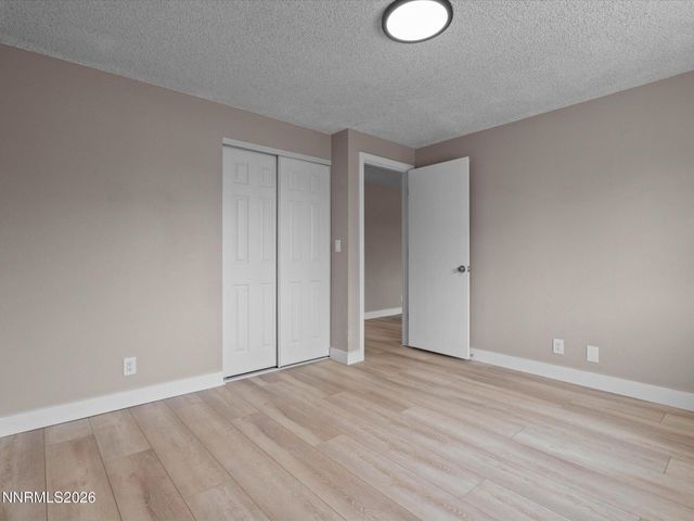 3075 Round Mountain Road, Sparks, NV 89434