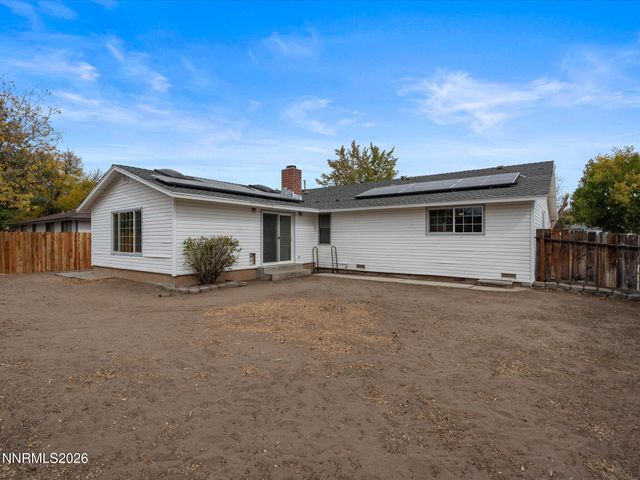3075 Round Mountain Road, Sparks, NV 89434