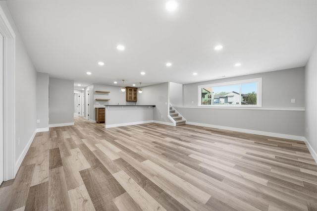 4818 W Calvert St, Wichita, KS 67215