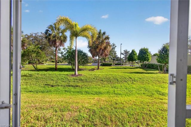 8555 Bernwood Cove LOOP 107, Fort Myers, FL 33966
