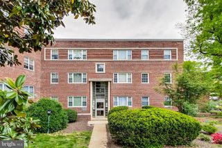 1303 N ODE ST #215, Arlington, VA 22209