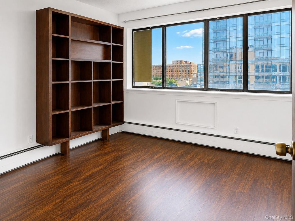 3370 Prince Street 807, Flushing, NY 11354 — photo 2