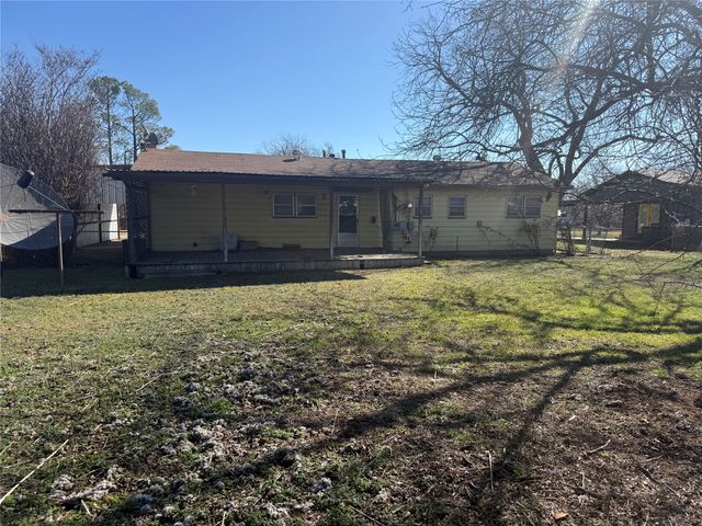 418 Pecan Street, Clyde, TX 79510