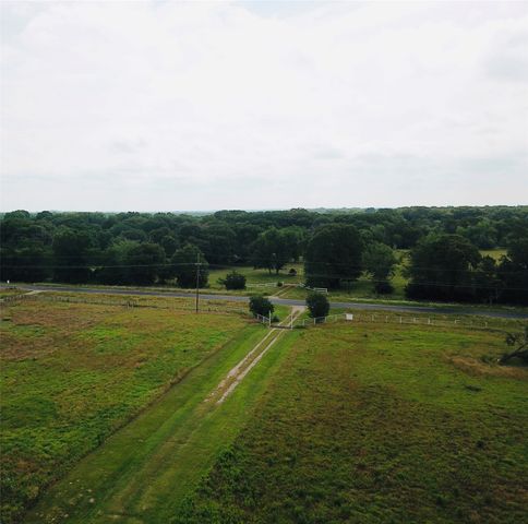 2211 Fm 2029, Telephone, TX 75488