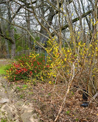 2211 Fm 2029, Telephone, TX 75488