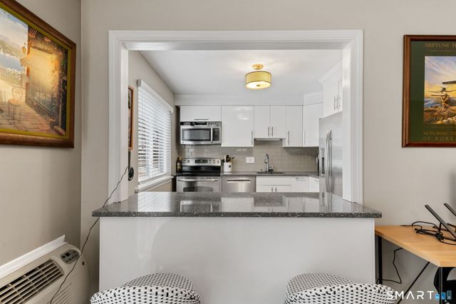 199 Gregory Boulevard I4, Norwalk, CT 06855