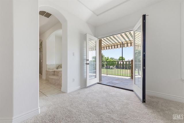 2510 Edingal Drive, Bakersfield, CA 93311