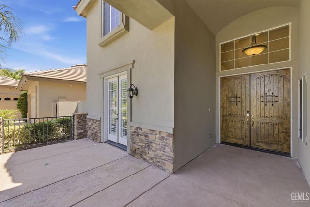 2510 Edingal Drive, Bakersfield, CA 93311