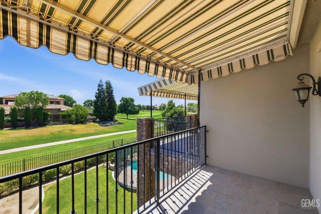 2510 Edingal Drive, Bakersfield, CA 93311