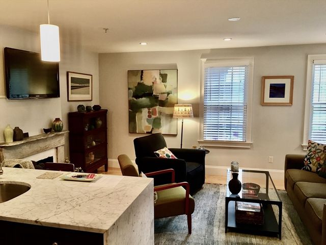 14 Lindall Pl, Boston, MA 02114