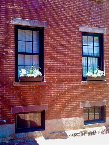 14 Lindall Pl, Boston, MA 02114