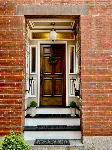14 Lindall Pl, Boston, MA 02114