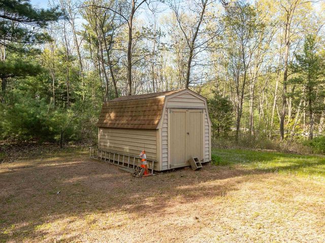 N9193 Becker Road, Westfield, WI 53964