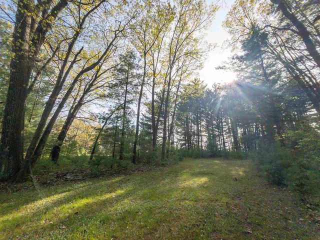 N9193 Becker Road, Westfield, WI 53964