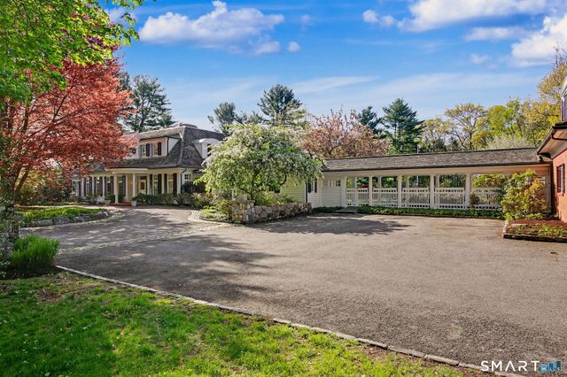 537 Oenoke Ridge, New Canaan, CT 06840