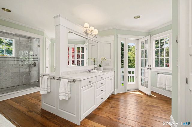 537 Oenoke Ridge, New Canaan, CT 06840