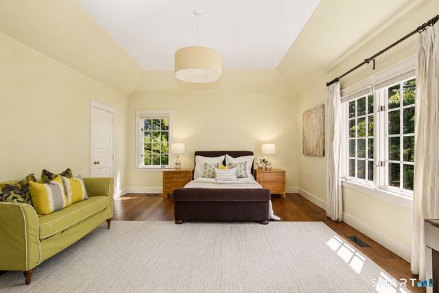 537 Oenoke Ridge, New Canaan, CT 06840