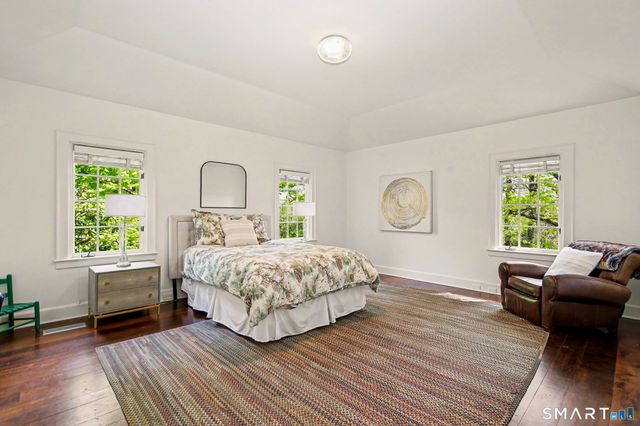 537 Oenoke Ridge, New Canaan, CT 06840