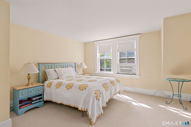 537 Oenoke Ridge, New Canaan, CT 06840