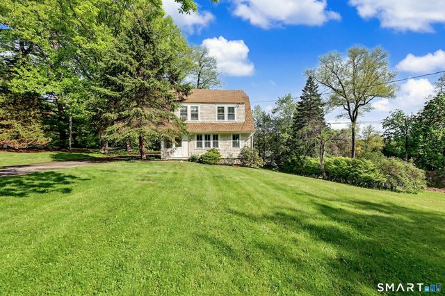537 Oenoke Ridge, New Canaan, CT 06840